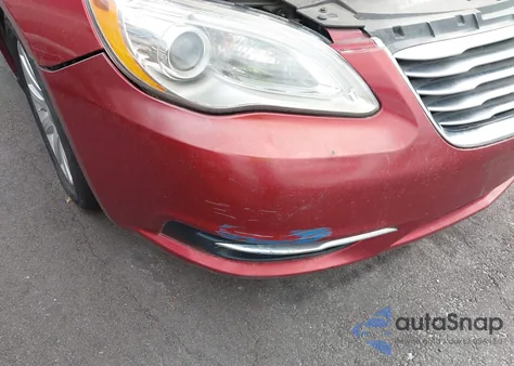 2013 Chrysler 200 Touring z USA, uszkodzony, nr VIN 1C3CCBBB7DN732914